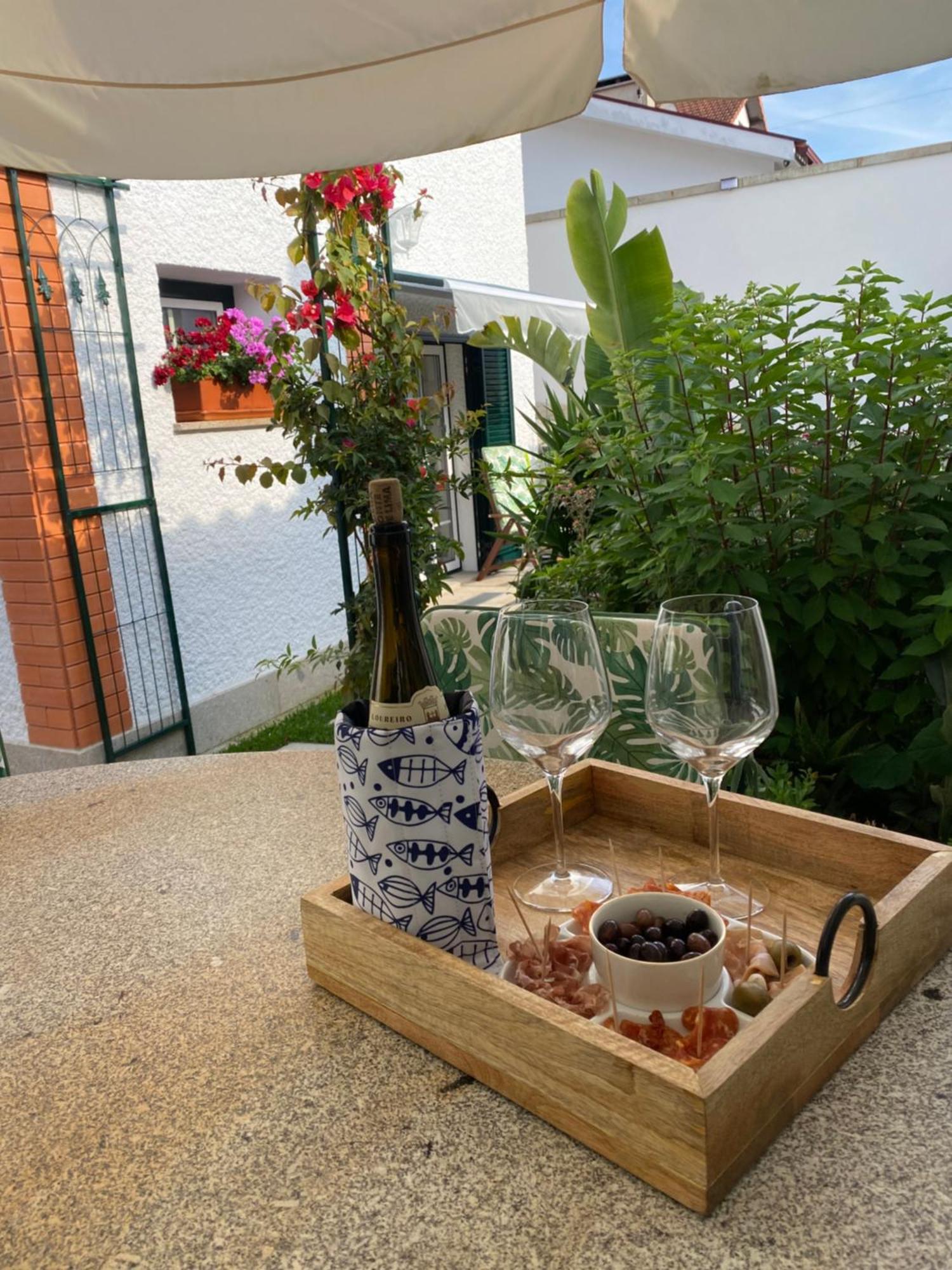 Flowers & Faces Guesthouse Ponte de Lima Exterior foto